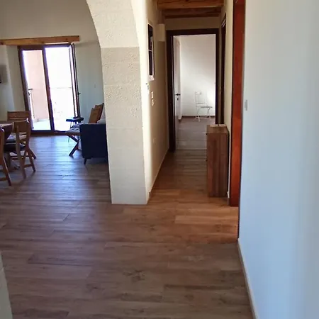 Summer With Sea View,6 Min Drive From Airport, Near Seitan Limania Khordhákion
